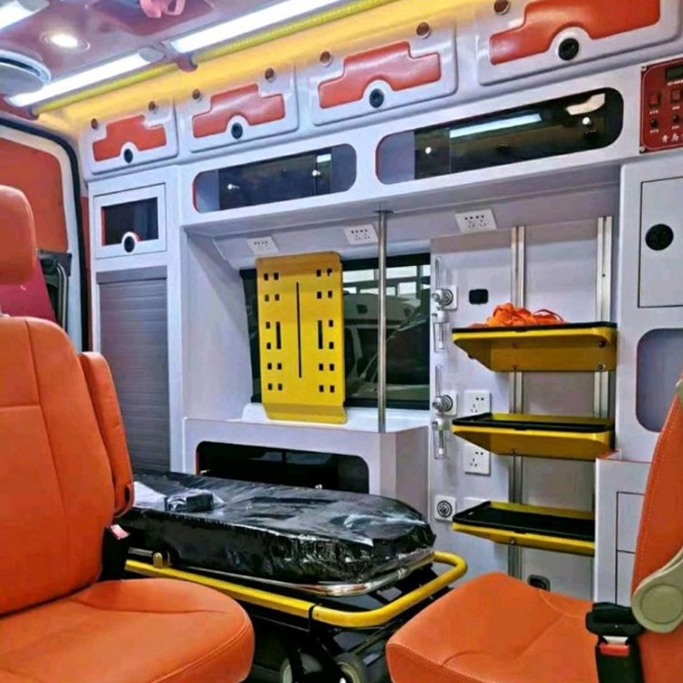 恩平长途救护车护送病人租赁价格